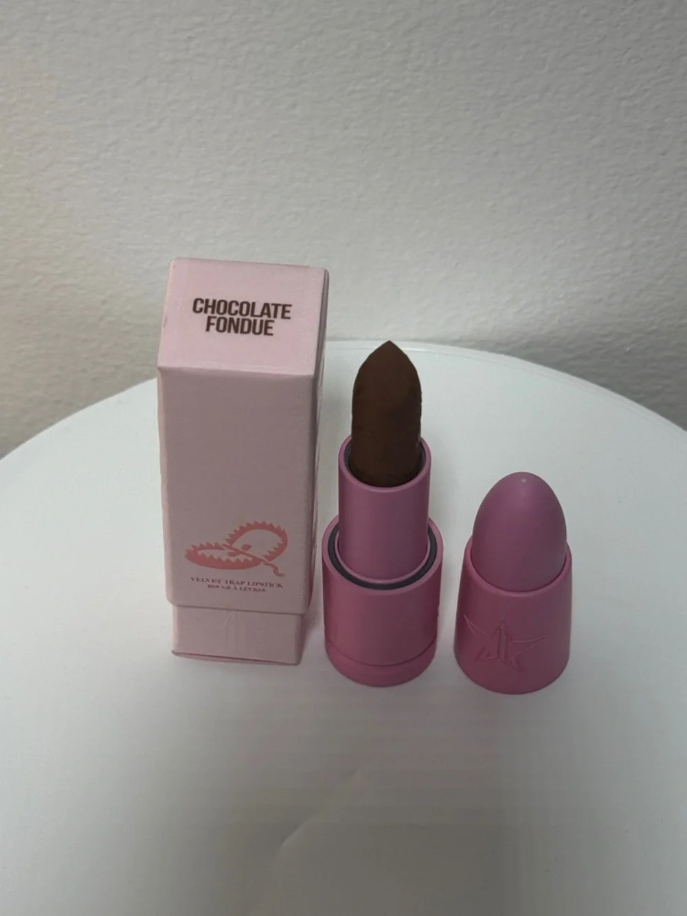 Jeffree Start Lipstick ( CHOCOLATE FONDUE )